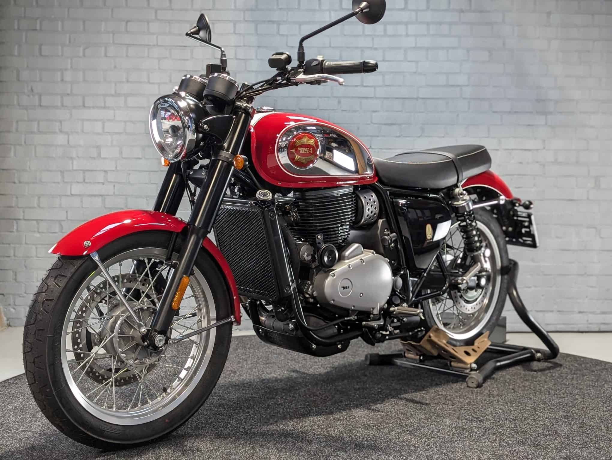 BSA Goldstar bij JFB Motoren